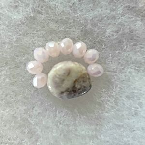 THE LATEST TREND CHARM RING AGATE HEALING STONE THIS  SIZE5 SWAROVSKI BEAD RING